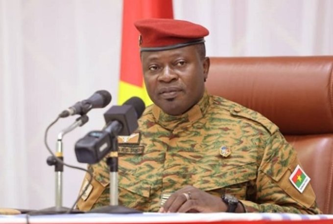 Burkina Faso: plusieurs officiers, dont l'ancien président Damiba, radiés de l'armée