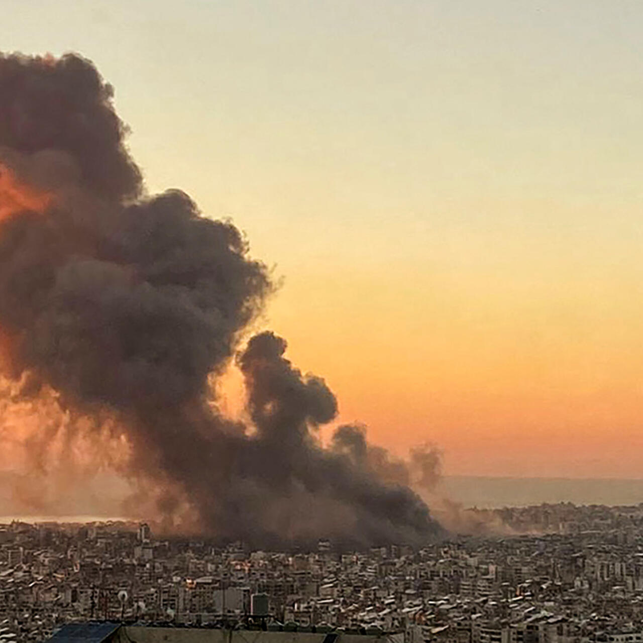 Liban: au moins six morts dans une frappe israélienne au sud de Beyrouth (ministère de la Santé)