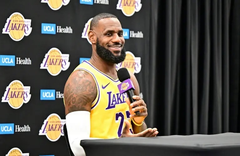 NBA : LeBron James quitte temporairement les réseaux sociaux