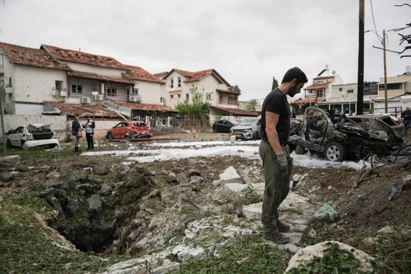 Le Hezbollah a tiré 160 drones et missiles vers Israël ce dimanche