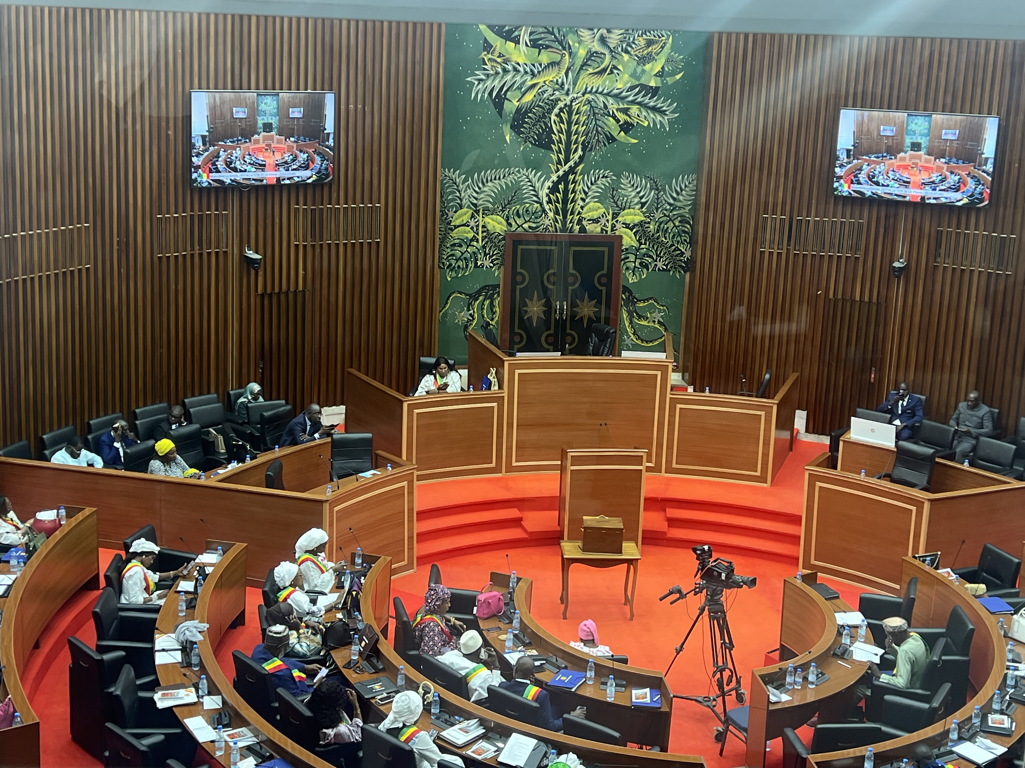 Assemblée nationale : le choix de la présidence retarde l'installation de la 15e législature, El Malick Ndiaye n'a pas démissionné