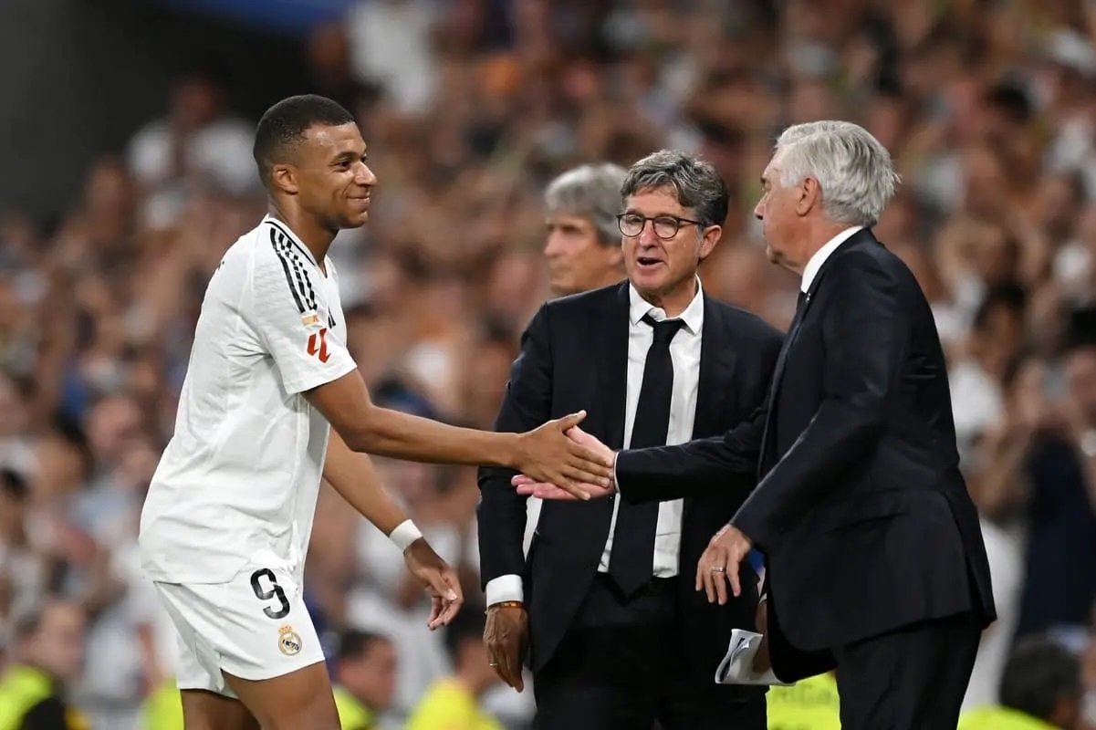 Real Madrid : Carlo Ancelotti rassure sur la blessure de Kylian Mbappé