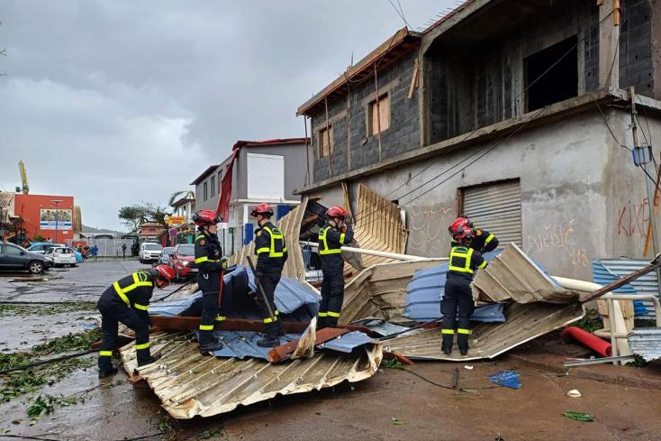 Cyclone: les autorités redoutent des centaines de morts à Mayotte, ravagé