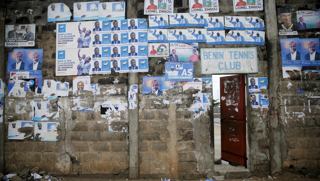 Présidentielle au Bénin: les électeurs aux urnes