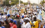 Rassemblement de Mankoo: le boulevard du Général De Gaulle refuse du monde