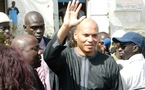 Les détails d'une visite mouvementée de Karim Wade au Lycée de Pikine et à Gounass