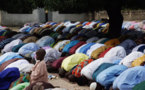 Dernière minute: La communauté musulmane sénégalaise célèbre la Korité lundi