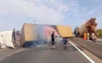 Violent accident sur l'Autoroute à Péage : un camion écrase un véhicule particulier et prend feu