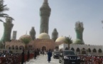 Magal Touba : Macky Sall, le Premier Président du Sénégal qui a osé garer ses voitures dans l’enceinte de la Grande Mosquée