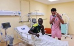 L’image du jour: Sadio Mané et le gardien de but du Cap-Vert se retrouvent à l’hôpital