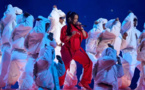 Enceinte de son deuxième enfant, Rihanna signe un show grandiose lors de la mi-temps du Super Bowl