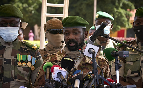 Mali: l'économiste Etienne Fakaba Sissoko et les 11 cadres politiques arrêtés en juin comparaissent devant la cour d'appel