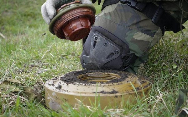 Les Etats-Unis vont fournir des mines antipersonnel à l'Ukraine