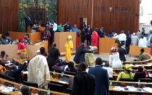 Série de blasphèmes à l'Assemblée Nationale : "Macky est le prophète Moussa...Karim Wade avait des pouvoirs que Dieu n'a pas "