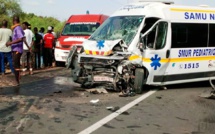 Kaolack: Une voiture de "7 places" percute en plein fouet un taxi en panne et provoque 2 morts
