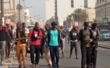 Sénégal: des activistes lancent une campagne contre le parrainage jugé "illégal"