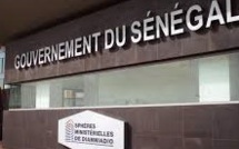 Retard de salaires: des agents de l'administration publique menacent d'assiéger le trésor public et interpelle les autorités