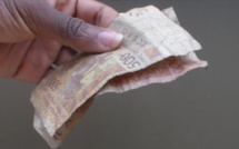 Indésirables à Abidjan, les billets de banque usés et pièces de monnaie "lisses" circulent sans difficulté à Yamoussoukro